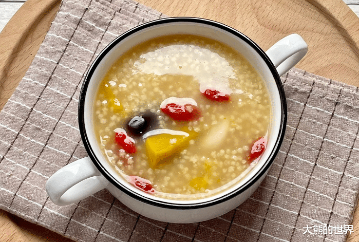 夏秋换季别乱吃！牢记“吃3白忌2瓜”，顺季而食，安稳过秋天