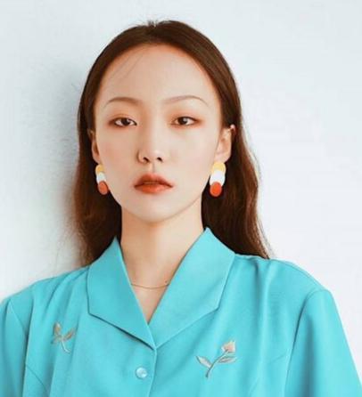 邵雨轩|邵雨轩断更8天后，疑似要单飞？原因曝光后让人鼻头一酸