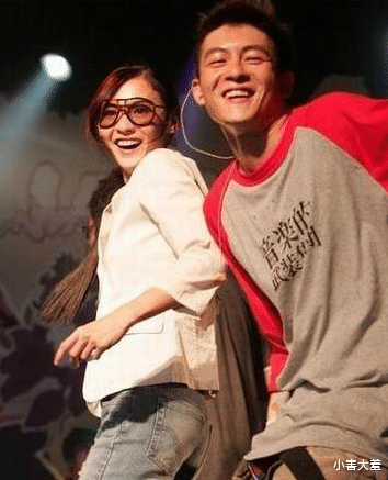 沙雕|\英皇千金\杨永晴：陈冠希唯一承认的女友，因飞机合照与他分手