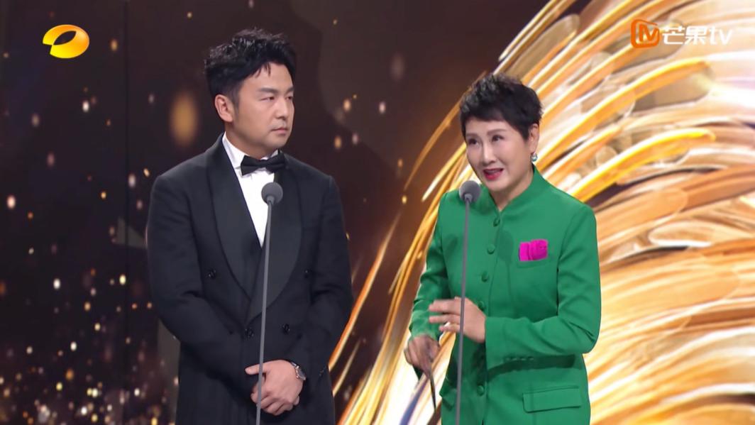 金鹰奖|《人世间》屠榜金鹰奖，雷佳音黑脸，有对即兴表演的不满