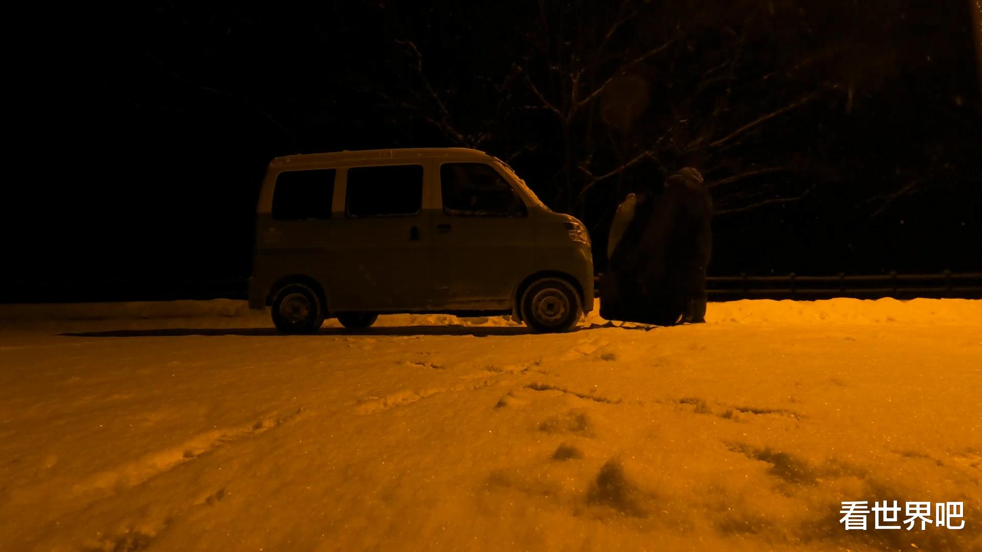 日本|日本35岁单身汉边打零工边旅游，大雪纷飞的寒冬，独自在床车过夜