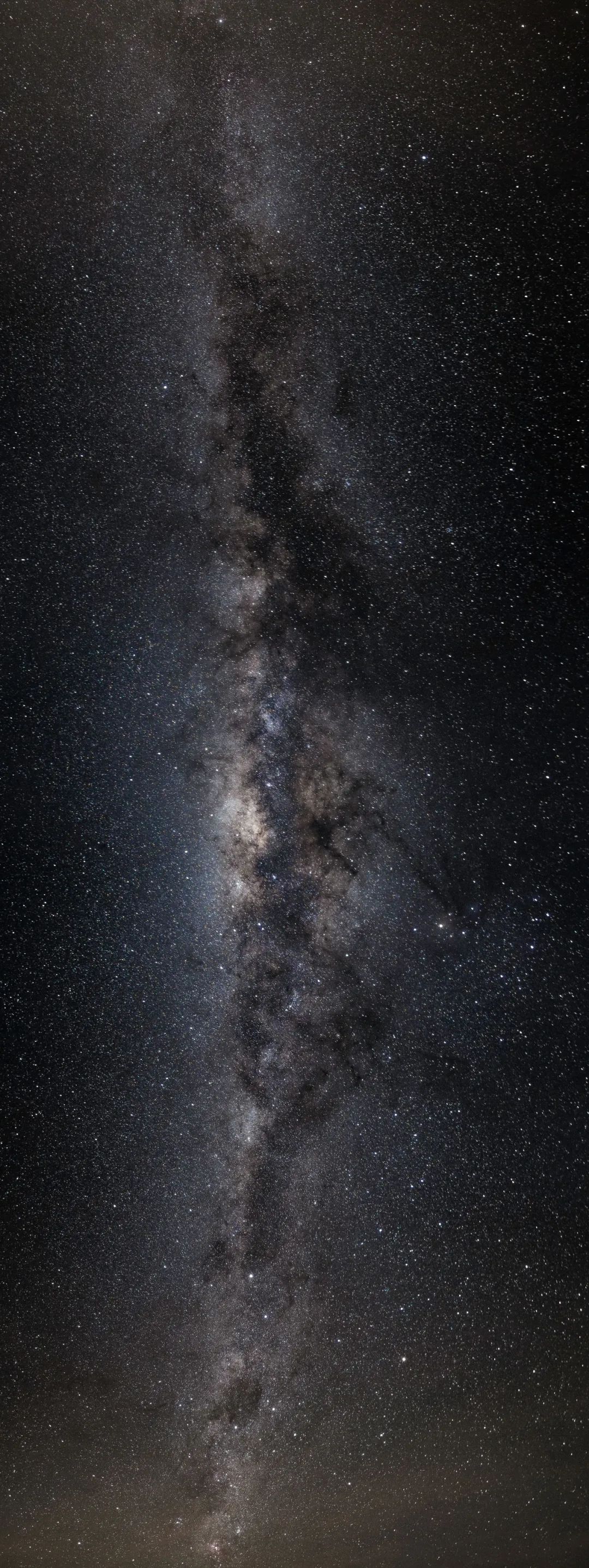 天文学家在银河系主体内发现50颗奇怪的恒星,它们本不该在那里