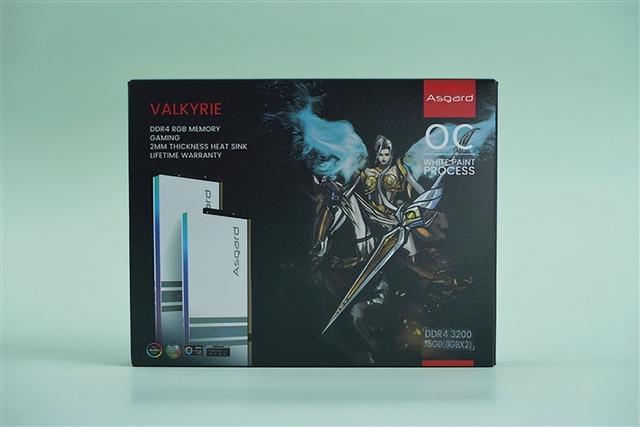 投影仪|炫酷白甲RGB 阿斯加特女武神DDR4 3200内存图赏