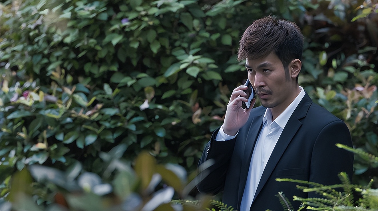 连体裤|“陆振华”寇振海参演《请君》:剧情过半无人识,镜头不超过10个