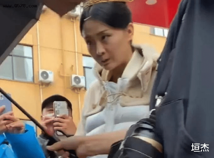 小姐姐|误入“伪豪门”的7位女星，眼高手低，负债累累，个个一言难尽