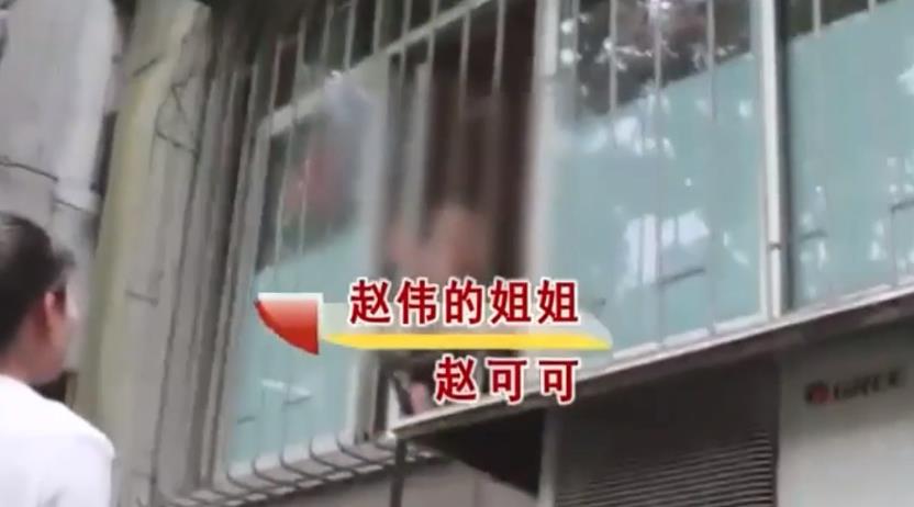 妻子癌症晚期,带领娘家人威胁丈夫,必须卖房卖车借钱为她看病