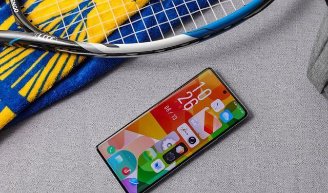 iqoo|iQOO10Pro坐稳机皇位置，高配16+1TB，6999的价格是喜是悲？