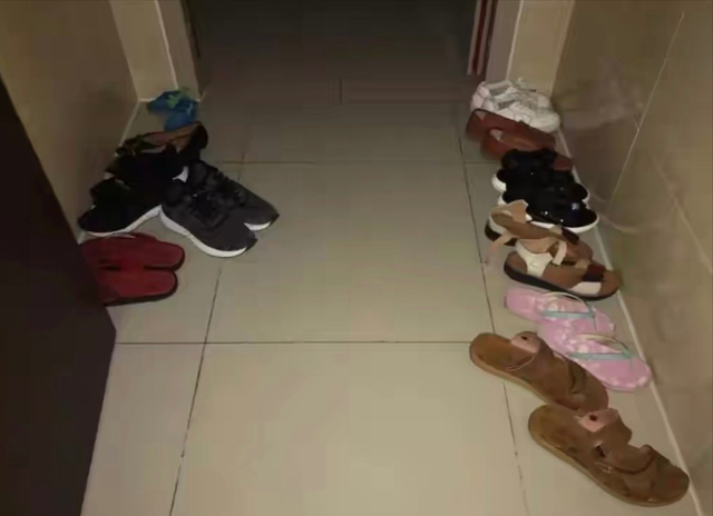 才发现,这些“坏习惯”是大部分贫困家庭的“通病”,个个扎心!