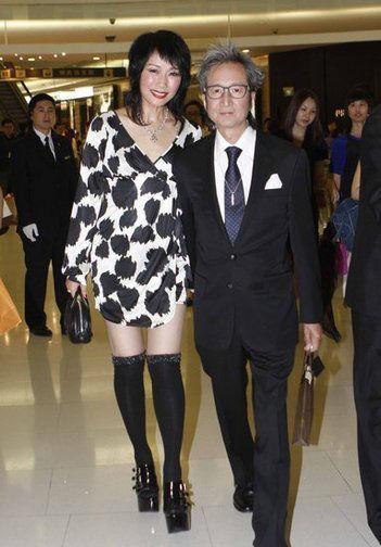 叶童|叶童:25岁嫁豪门世子,屡次原谅花心的丈夫,两人丁克已32年