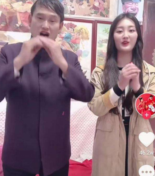 陈亚男|陈亚男被曝退出直播带货,将在县城开KFC,网友:又出什么幺蛾子