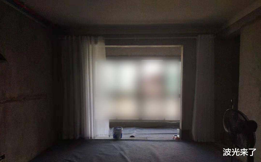 那个挨骂的毛坯房女孩