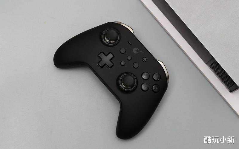 手柄|电磁摇杆让神操作不变形：谷粒金刚2Pro手柄体验