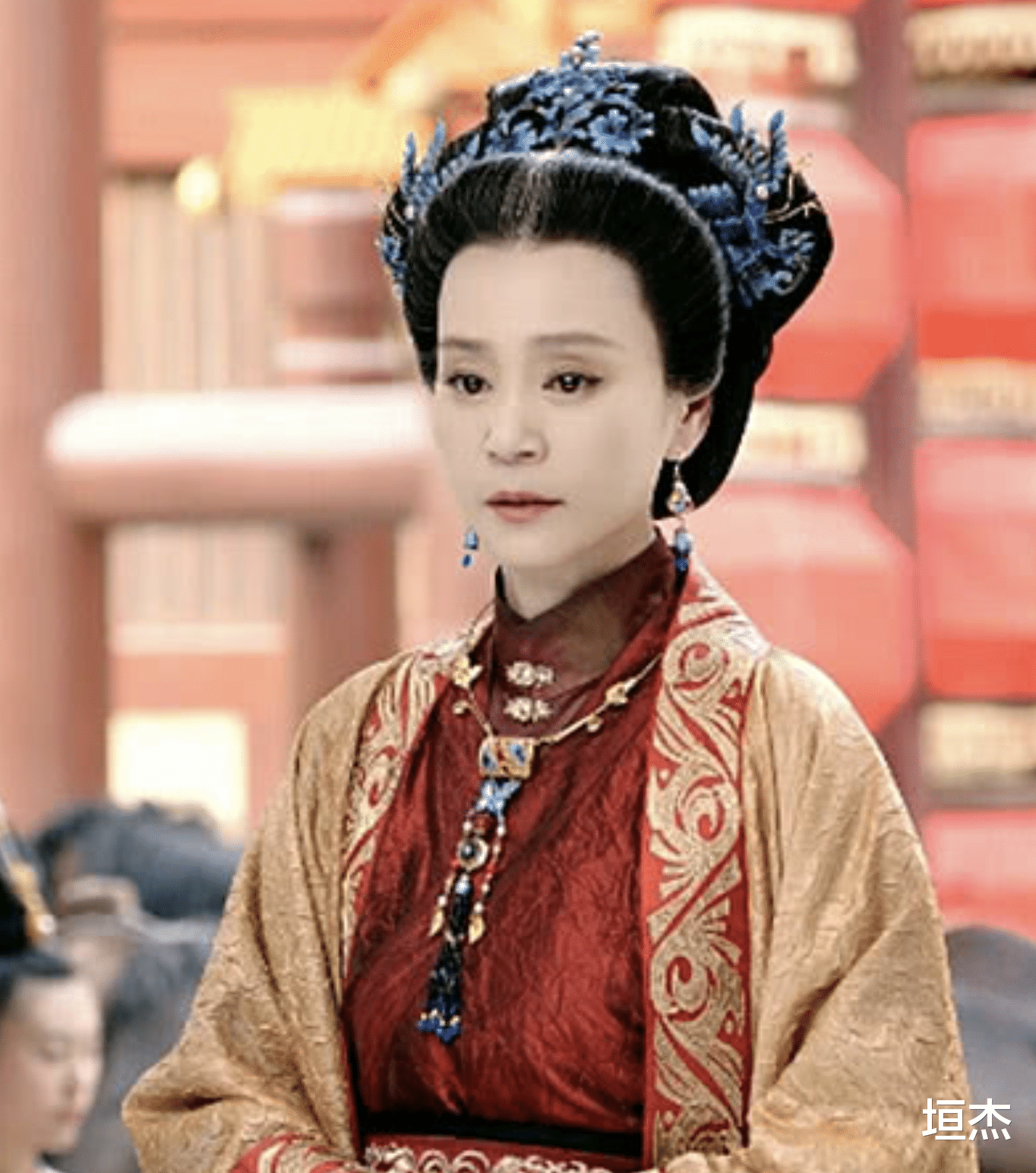 刘雪华|“自带苦相”的10位女星,个个愁容满面,演什么都丧,真吃亏啊