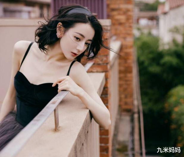 赵今麦|我承认，我一个女人都被赵今麦迷住了，她长得实在太好看了！