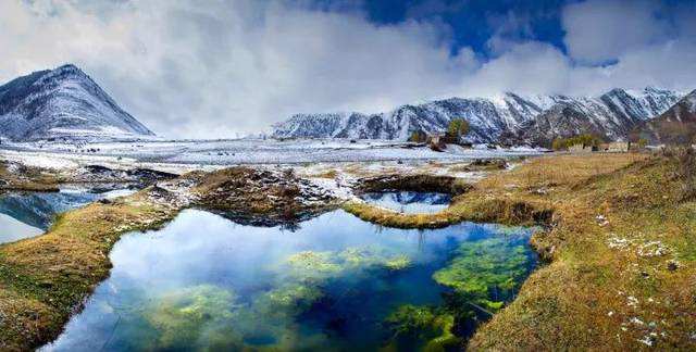 木格措|爱情胜地木格措，蓝天白云是最好的馈赠，雪山与湖泊是冬天的洗礼