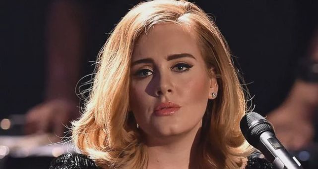 阿黛尔|阿黛尔身价是1.5亿，不但拒养生父，还任其惨死地下车库？