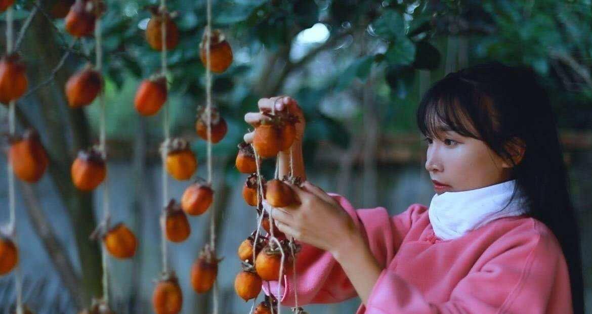 肖战|相似的经历,躲不开的资本大棒,肖战、李子柒熬过去了吗?