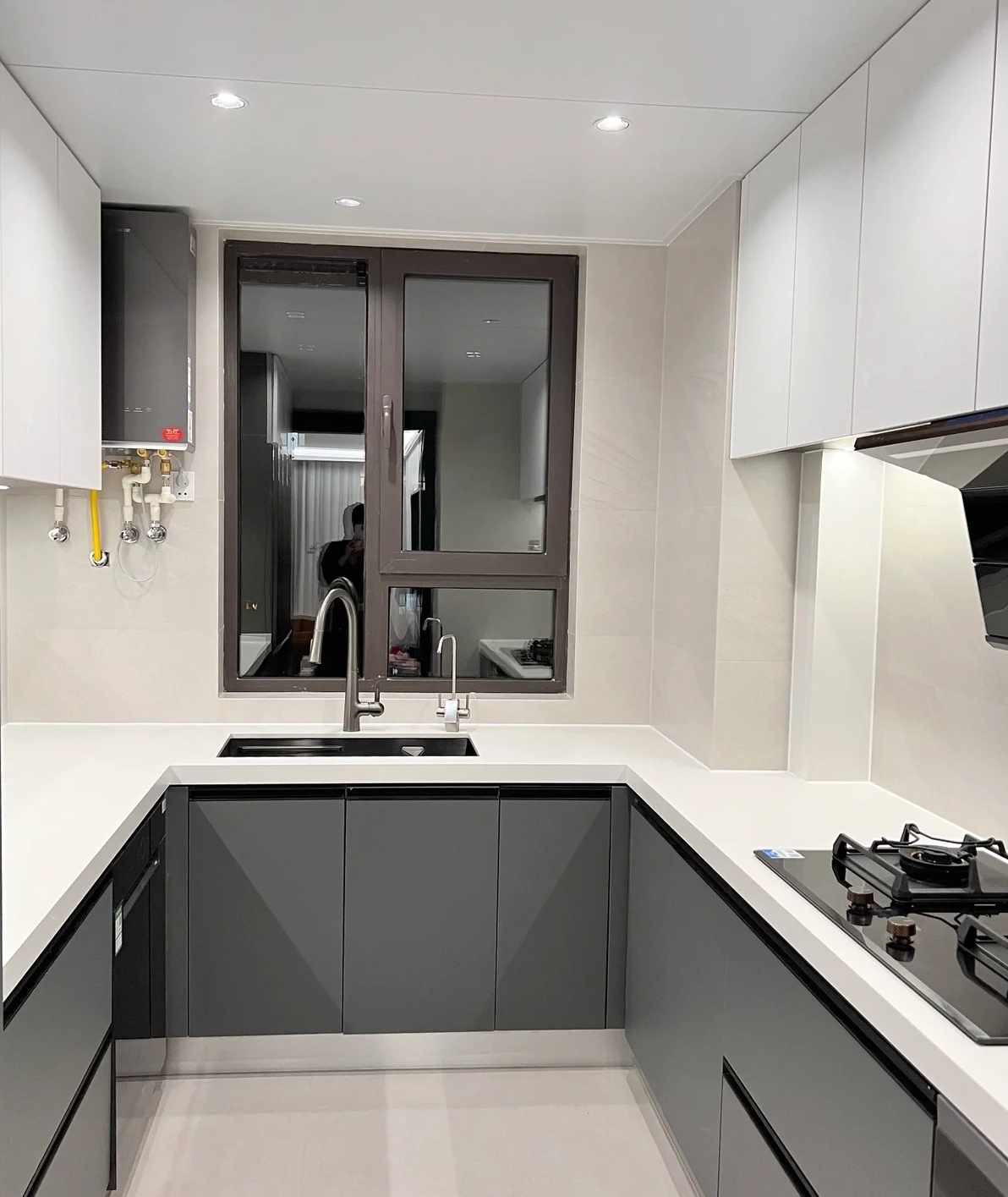 装修定制橱柜,能知道这些猫腻,柜子老板也郁闷:挣你的钱太难了