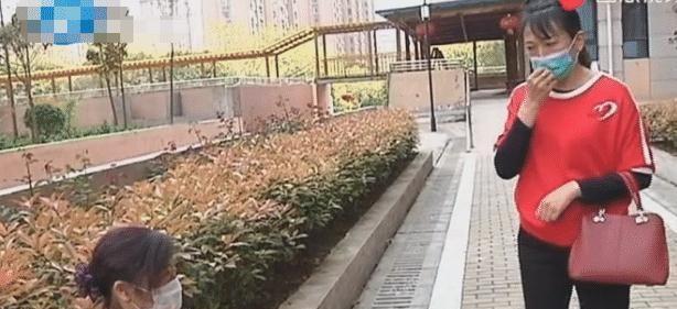 楼上改阳台，楼下被无故扎入两根承重柱，私搭乱建究竟如何解决？