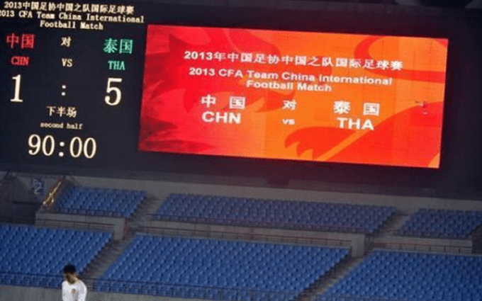国足|国足输球佛国美女领队夸越南队！泰国球迷不服：我们5-1赢过中国队