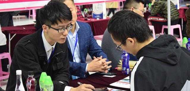 大学|某985大学博士生应聘，却接连被11所高校拒绝，原因让人无法反驳