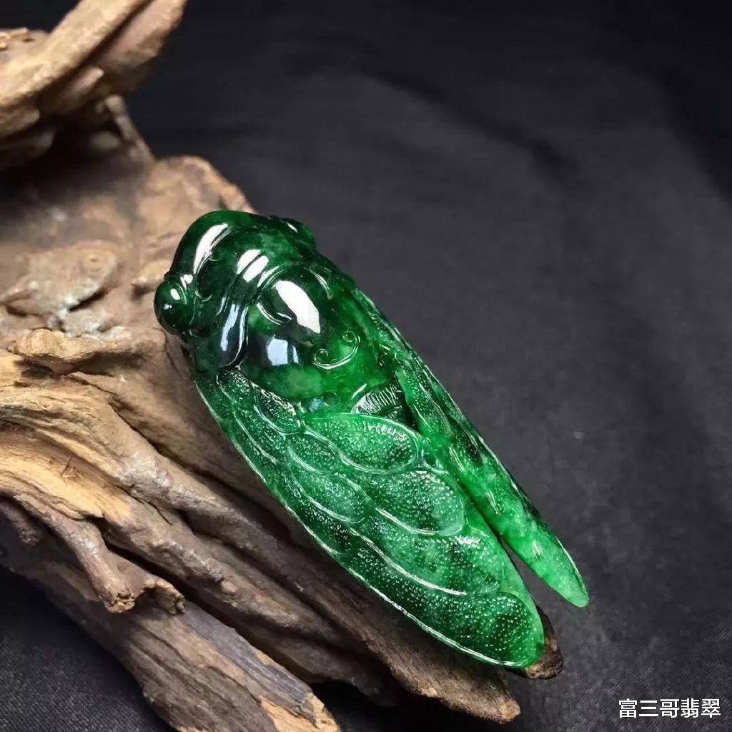 翡翠|细数翡翠玉雕的常用题材——昆虫