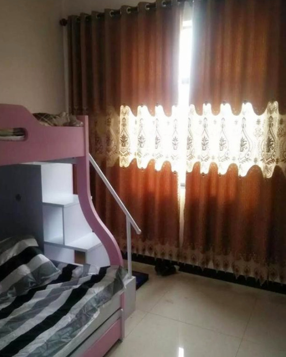 朋友花50万回农村盖新房,全村最豪华,但是倒找钱我都不敢住!