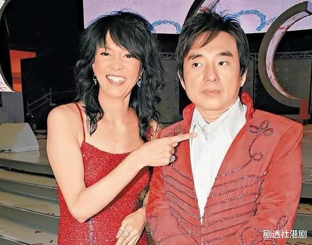 吕方|58岁知名港星老来得女!小16岁富婆妻子晒合照,两岁女儿太像爸爸