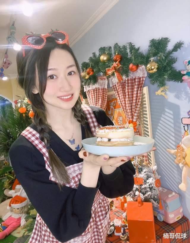 女排|最美前女排国手晒新照！多处纹身很精致，住四合院颜值很高却单身