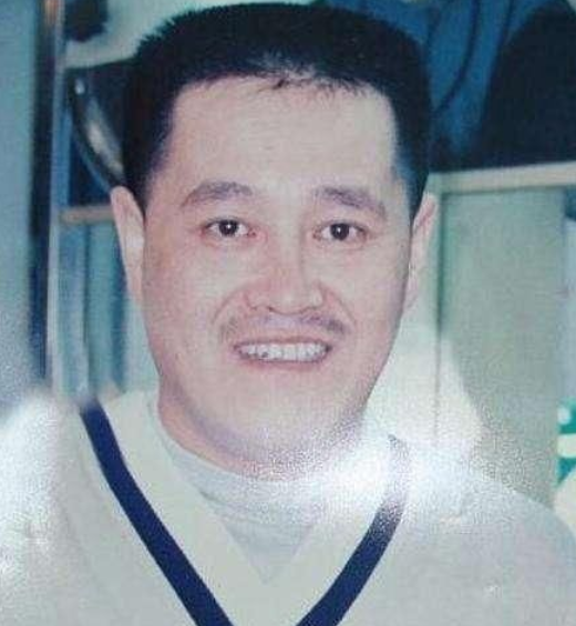 葛淑珍|葛淑珍：从洗碗工到百万富婆，离开前夫赵本山后，才是人生的开始