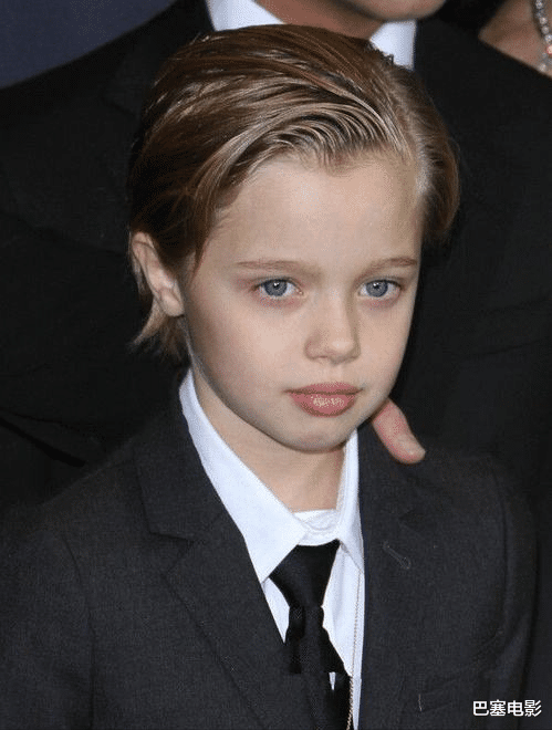 卡戴珊|龙生龙凤生凤，这些星二代完美继承父母美貌，老天爷追着喂饭吃