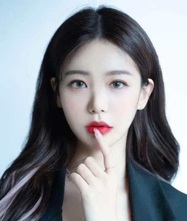 男团|某著名前男团成员求爱主播；长大后我成了你，从粉丝成长为偶像！