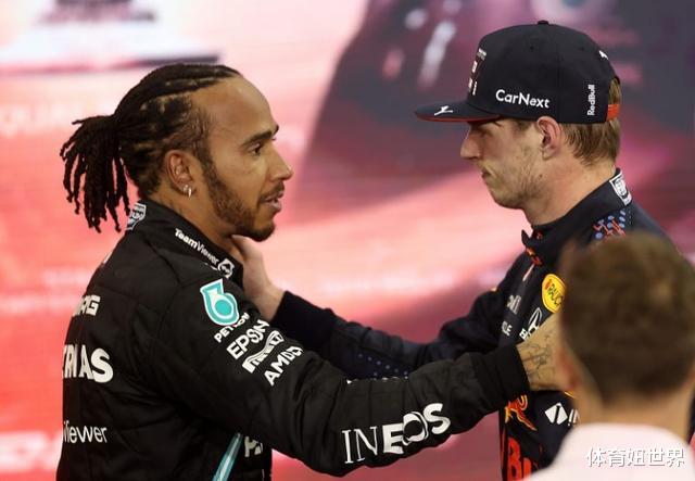 维斯塔潘|F1维斯塔潘赛季总结：打破汉密尔顿8冠王之梦，跑出史诗战绩的赛季