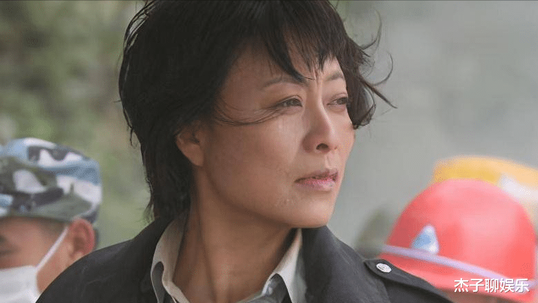 命运航班|影后岳红：我做了别人的妈，却忘了自己女儿，32年单亲生活不易