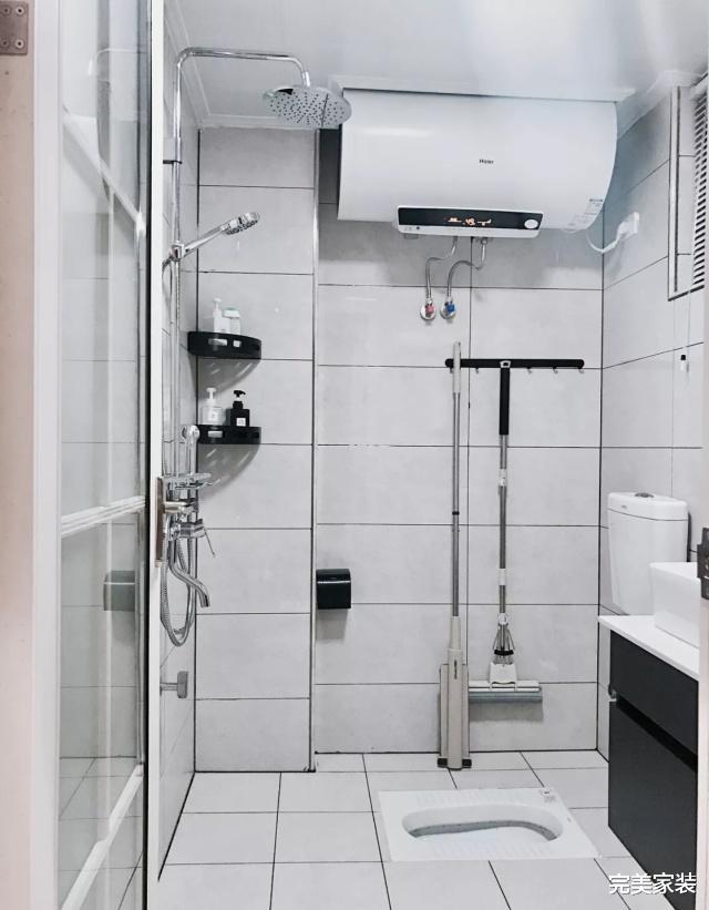 越来越多人卫生间不装马桶,看了他们的设计,突然觉得马桶好low