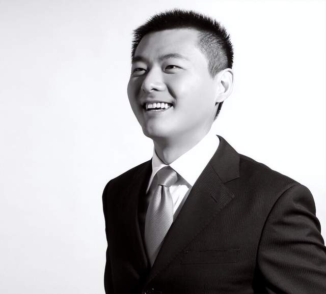 王小川|安徽卫视主持人王小川翻车,大量粉丝取消关注,刘信达建议将其开除