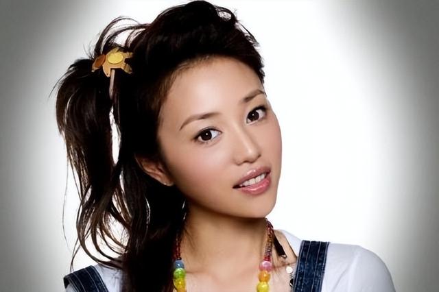 张龄心|张龄心：和老师扈耀之恋爱16年结婚，35岁得子，今成“宠儿狂魔”