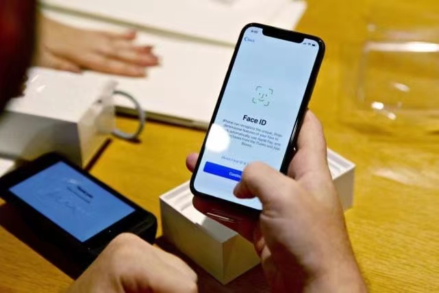 iphone11|区别对待？iOS15.4将支持口罩解锁，iPhone 11却被直接抛弃