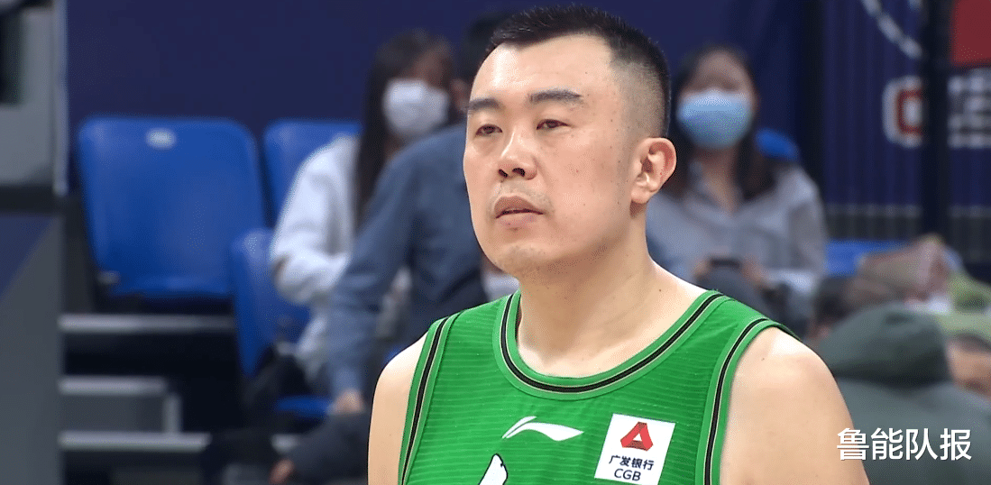 索尼·威姆斯|辽粤大战3人被罚下太惨烈！大韩威姆斯冲突被驱逐，郭艾伦伤退