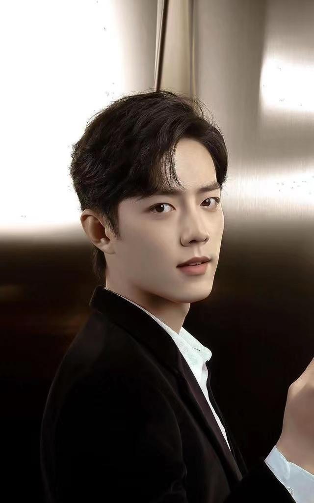 肖战|太好啦！肖战这个9月又迎来新剧和新代言，真是双喜临门？