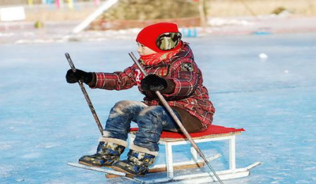 亲子|放寒假了,带孩子放松,接触冬奥,有几种冰雪项目可以亲子同乐