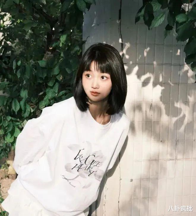 张嘉倪|买超，自断双腿吧！你没王思聪那种命！