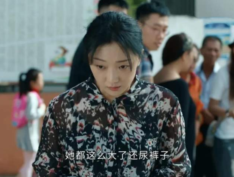 席琳·迪翁|年度最惨女演员!一出场就“漏尿”,揭开了所有女性最羞耻的一面