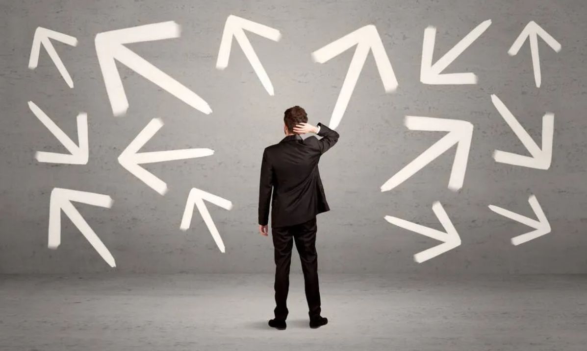 |30岁还没正经事业，负债30万，干什么都不顺，怎么办？