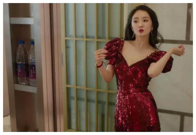 |满脸疲惫的杨幂，这次不灵了？