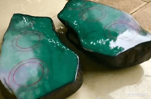 帅哥|满身小裂的翡翠原石，帅哥花3000买下，一刀切开究竟是惊喜还是惊吓？