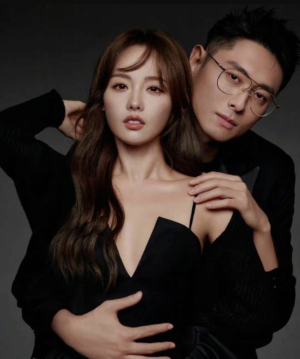 张嘉倪|邵晴坐在法拉利里跳手指舞,疑否认插足张嘉倪婚姻,自称会拿出证据