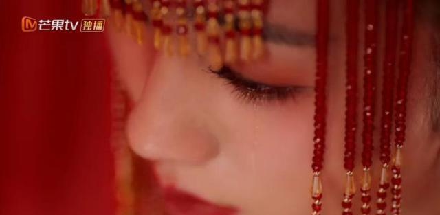 覆流年|邢菲《覆流年》播放量破2亿，重生题材回归荧屏，芒果居然办到了