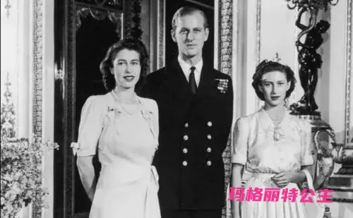 |埋葬英女王的教堂，地下是空的吗