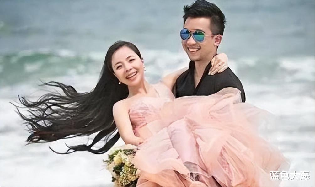 王二妮|\星光大道\王二妮: 放弃百万年薪下嫁农村, 婚后被婆婆当亲女儿疼爱